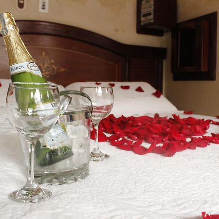 Motel Piramides De Cristal Богота Екстер'єр фото