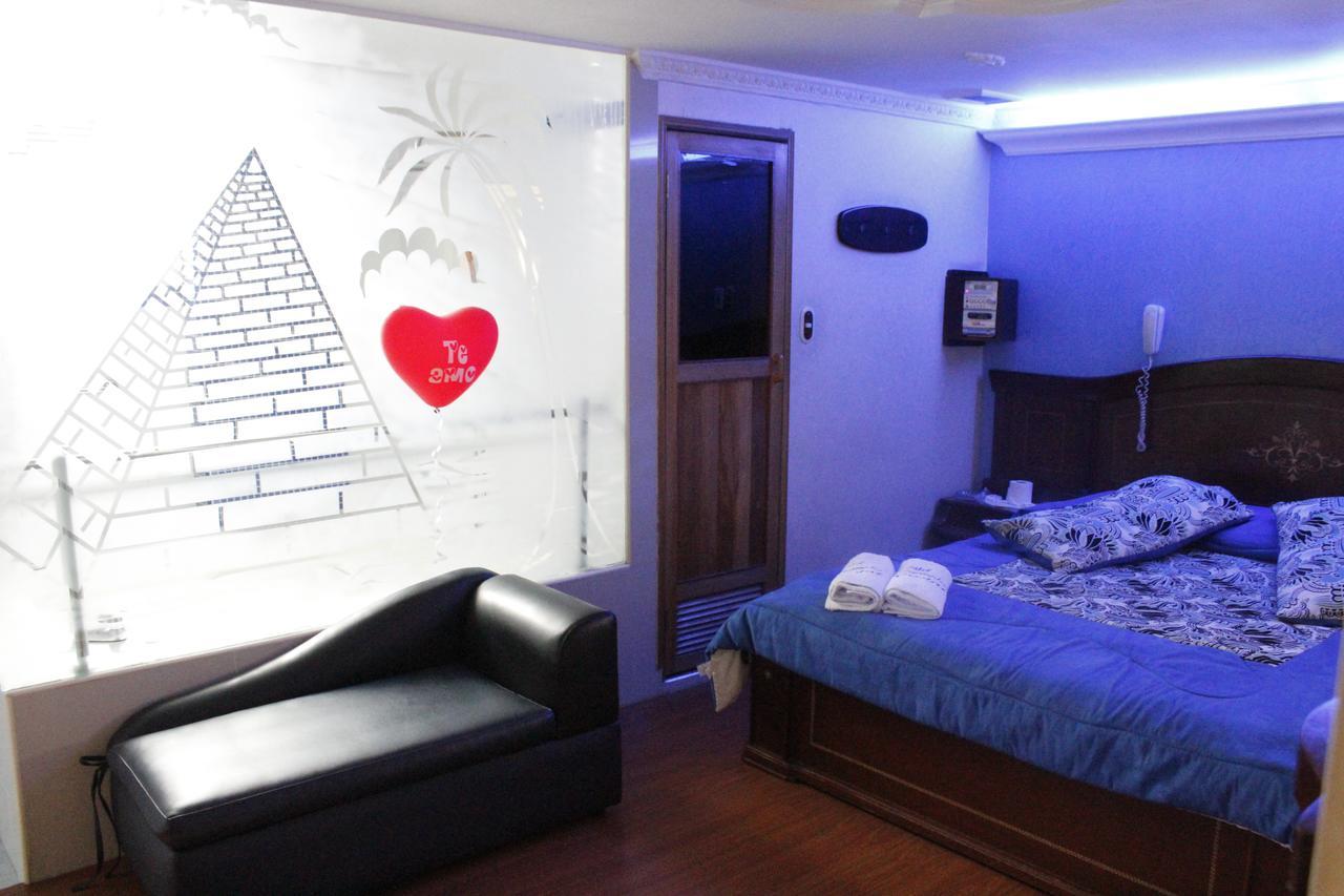 Motel Piramides De Cristal Богота Екстер'єр фото